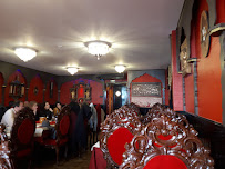 Atmosphère du Restaurant indien Restaurant Ishwari à Mâcon - n°12