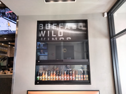 Shopping Mall «The Brickyard», reviews and photos, 2600 N Narragansett Ave, Chicago, IL 60639, USA