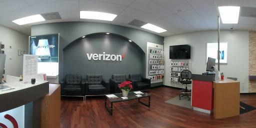 Cell Phone Store «TCC, Verizon Authorized Retailer», reviews and photos, 3860 Tampa Rd, Oldsmar, FL 34677, USA