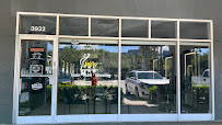 Wow Beauty Salon - Photo 5 - Car repair in Fort Lauderdale, FL, Fort Lauderdale
