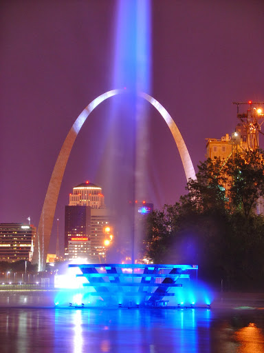 Tourist Attraction «Gateway Geyser», reviews and photos, 185 W Trendley Ave, East St Louis, IL 62201, USA