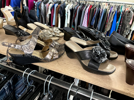 Thrift Store «Value Village», reviews and photos