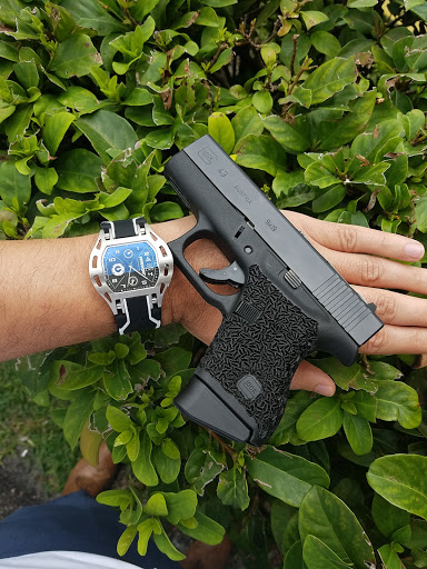 Pawn Shop «4 Corners Pawn and Gun», reviews and photos, 9726 US-192, Clermont, FL 34714, USA