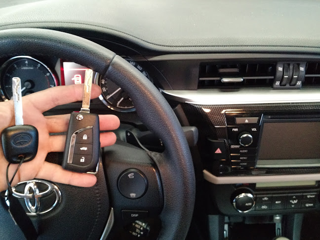 Comentários e avaliações sobre Artur chaveiro