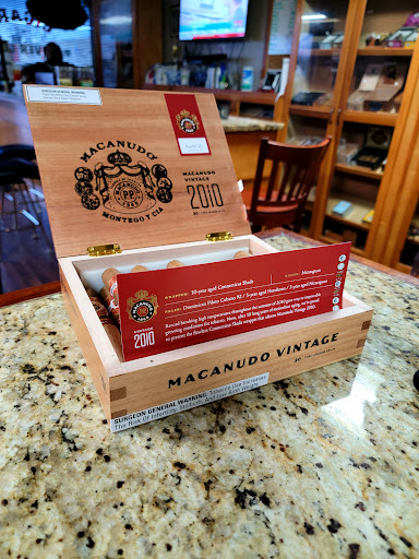 Cigar Shop «Rivercity Cigar & Brew», reviews and photos, 1990 S Frontage Rd, Vicksburg, MS 39180, USA