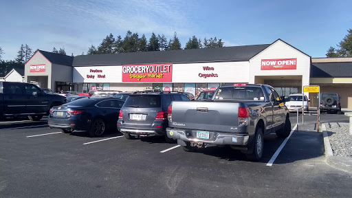 Grocery Store «Grocery Outlet Bargain Market», reviews and photos, 16261 US-101 #17, Brookings, OR 97415, USA