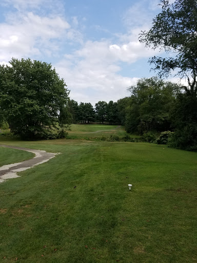 Golf Course «Spring Hills Golf Course», reviews and photos, 6571 S Cleveland Massillon Rd, Clinton, OH 44216, USA