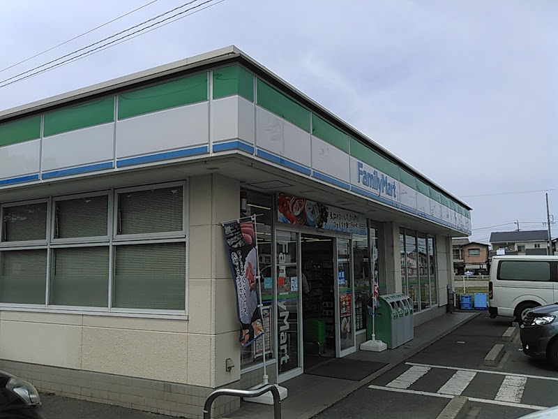 ファミリーマート 四日市高浜町店