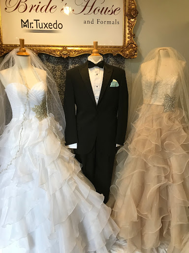 Bridal Shop «Proms Pageants & Pretty Things», reviews and photos, 5325 Peters Creek Rd, Roanoke, VA 24019, USA
