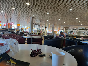 Photo n°11 de Carrefour Cafétéria à Vichy ()