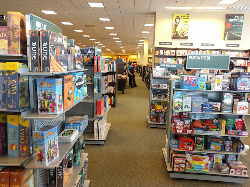 Shopping Mall «West County Center», reviews and photos, 80 W County Center Dr, Des Peres, MO 63131, USA