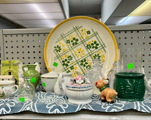 Thrift Store «Lighthouse Thrift Shop», reviews and photos, 6515 Rising Sun Ave # 1, Philadelphia, PA 19111, USA