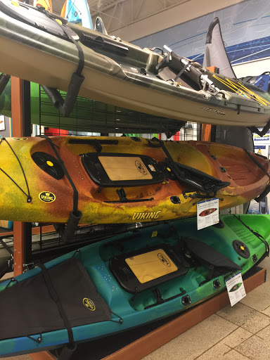Marine Supply Store «West Marine», reviews and photos, 12350 Wayzata Blvd, Minnetonka, MN 55305, USA