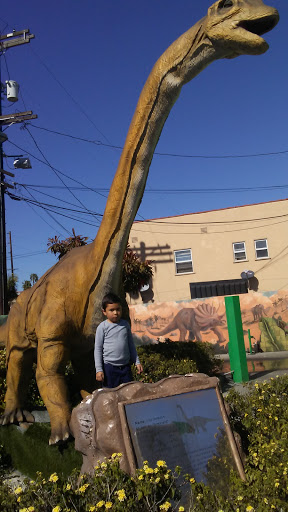 Self Service Car Wash «Green Forest Car Wash», reviews and photos, 951 W Florence Ave, Los Angeles, CA 90044, USA