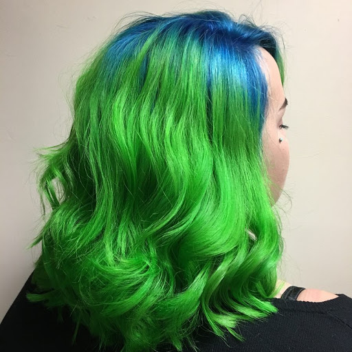 Beauty Salon «Hollywood Blonde Salon», reviews and photos, 140 N Kingshighway St, St Charles, MO 63301, USA