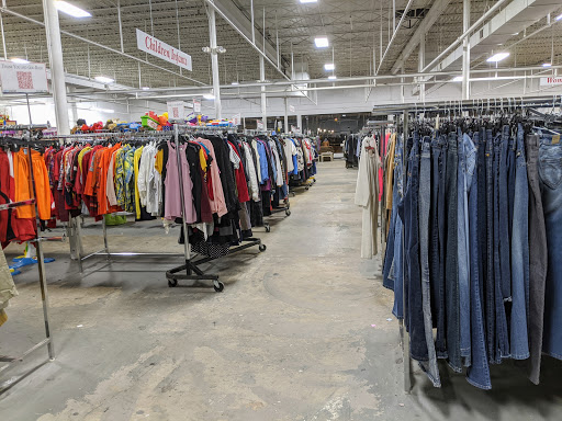 Thrift Store «The Salvation Army Family Store & Donation Center», reviews and photos, 31015 Harper Ave, St Clair Shores, MI 48080, USA