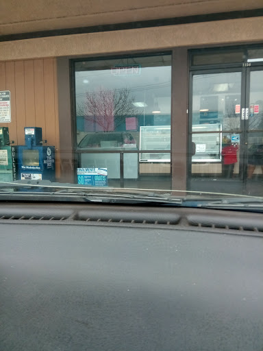 Donut Shop «Daily Fresh Donuts», reviews and photos, 1154 W Yosemite Ave, Manteca, CA 95337, USA