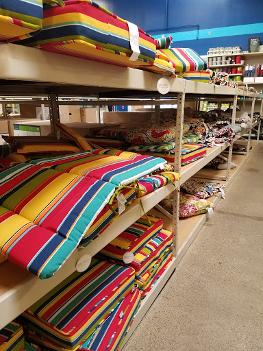 Home Goods Store «At Home», reviews and photos, 1325 N Meacham Rd, Schaumburg, IL 60173, USA