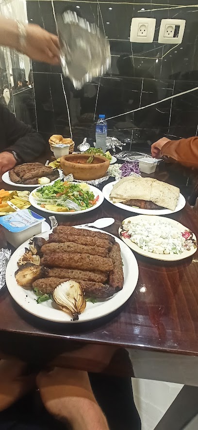 مطعم وملحمه ابو الرائد ابو � - غزة، سوق،، الزاوية