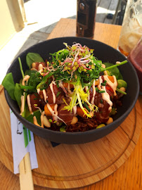 Poke bowl du Restaurant de spécialités provençales L'Abri-Cotier à Hyères - n°16