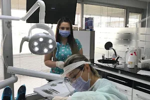 Alyadent Ağız ve Diş Sağlığı Merkezi | Eryaman image