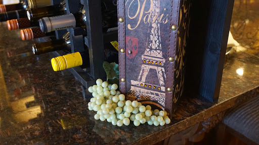Wine Bar «Chocolaterie Stam», reviews and photos, 269 Main St, Dubuque, IA 52001, USA