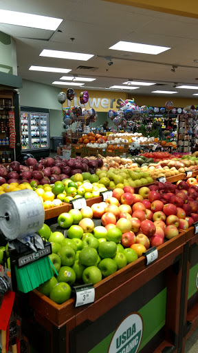 Grocery Store «Quality Food Center», reviews and photos, 22833 Bothell Everett Hwy, Bothell, WA 98021, USA