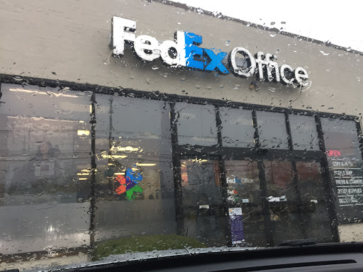 Print Shop «FedEx Office Print & Ship Center», reviews and photos, 1211 NJ-73, Mt Laurel, NJ 08054, USA