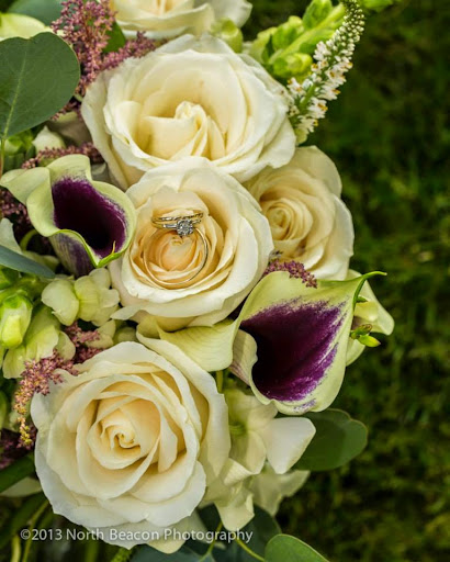 Computer Repair Service «Buds & Bytes - Floral Design Studio & Computer Repair», reviews and photos, 300 Oak St, Farmington, MN 55024, USA