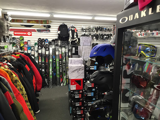 Ski Shop «Country Ski and Sport Inc.», reviews and photos, 161 Quincy Ave, Quincy, MA 02169, USA