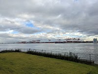 青海北ふ頭公園