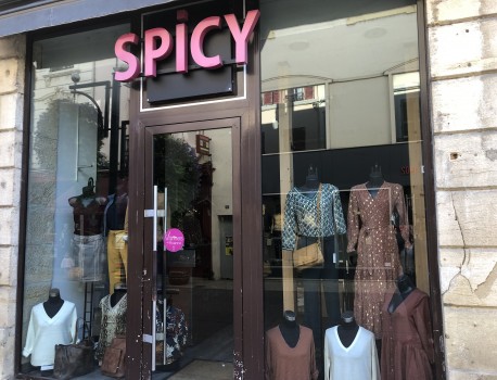 Magasin de vêtements pour femmes Boutique Spicy - Prêt-à-Porter Féminin Roanne
