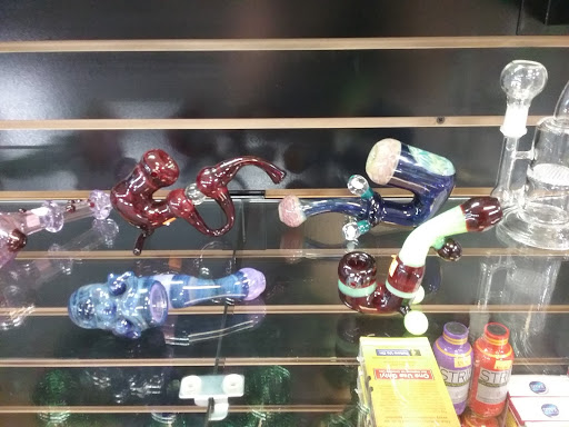 Tobacco Shop «Waves Smoke & Vapes», reviews and photos, 6740 E University Dr #103, Mesa, AZ 85205, USA