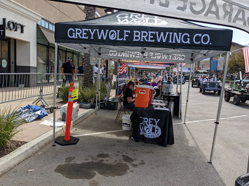 Shopping Mall «Shops At Dos Lagos», reviews and photos, 2780 Cabot Dr #140, Corona, CA 92883, USA