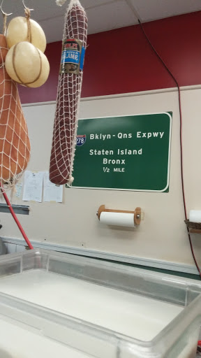 Shopping Mall «Route 6 Mall», reviews and photos, 650 Old Willow Ave, Honesdale, PA 18431, USA