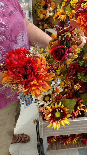 Fabric Store «Jo-Ann Fabrics and Crafts», reviews and photos, 5381 Darrow Rd, Hudson, OH 44236, USA