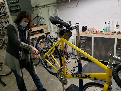 Bicycle Repair Shop «East Coasters Bike Shop», reviews and photos, 3224 Brambleton Ave, Roanoke, VA 24018, USA