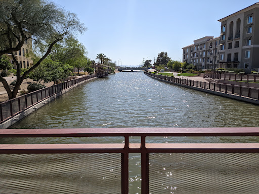 Shopping Mall «Scottsdale Waterfront», reviews and photos, 7135 E Camelback Rd #165, Scottsdale, AZ 85251, USA
