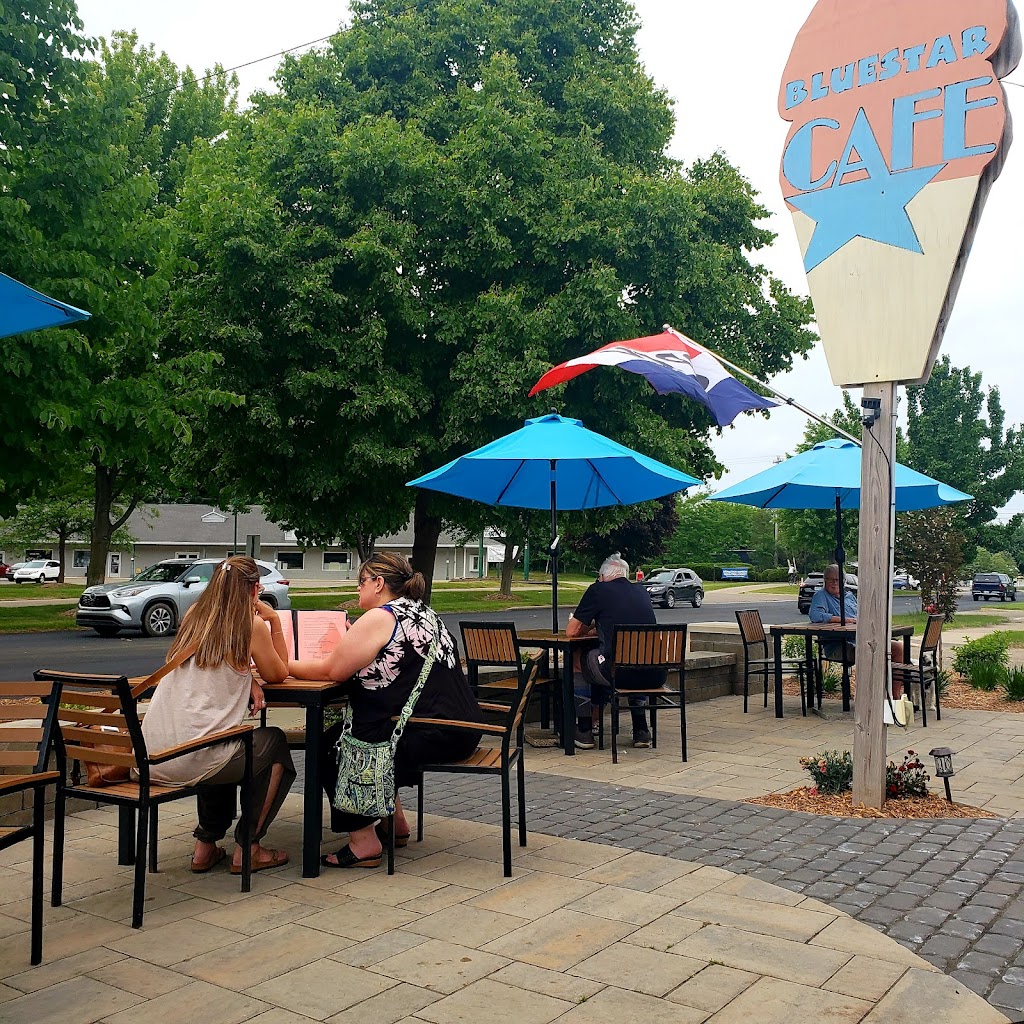 Blue Star Cafe & Ice Cream Treats 49406