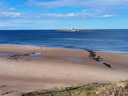 Foto von Low Hauxley beach mit lange, gerade küste