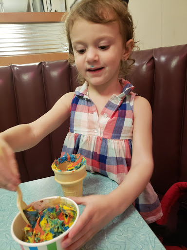 Ice Cream Shop «Old Town Slidell Soda Shop», reviews and photos, 301 Cousin St, Slidell, LA 70458, USA