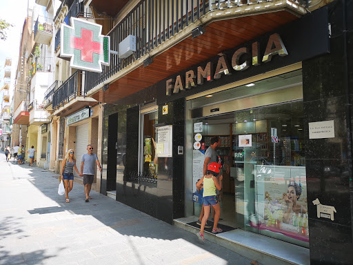 Información y opiniones sobre Farmacia Abril de Arenys De Mar