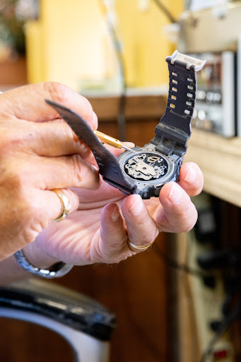 Pawn Shop «Alpha Gold Exchange Inc», reviews and photos, 2201 E Monument St, Baltimore, MD 21205, USA