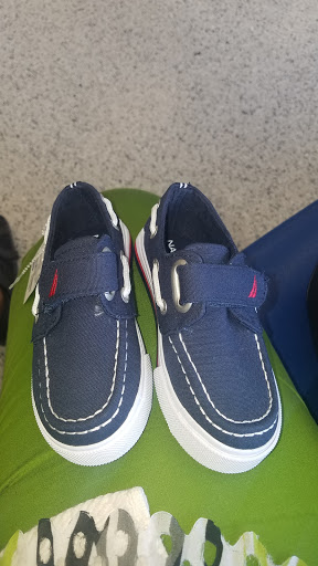 Clothing Store «Ross Dress for Less», reviews and photos, 6857 Siegen Ln, Baton Rouge, LA 70809, USA