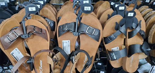 Shopping Mall «The Shops at Tanforan», reviews and photos, 1150 El Camino Real, San Bruno, CA 94066, USA