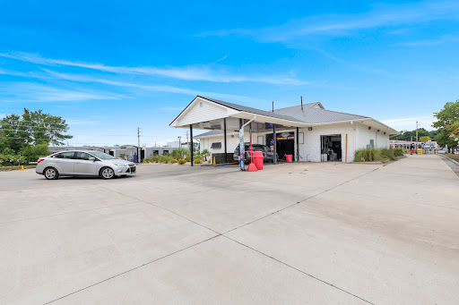 Hurricane Express Wash en Lumberton
