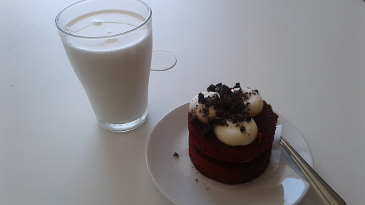 Bakery «Oui Desserts», reviews and photos, 3411 Kirby Dr, Houston, TX 77098, USA