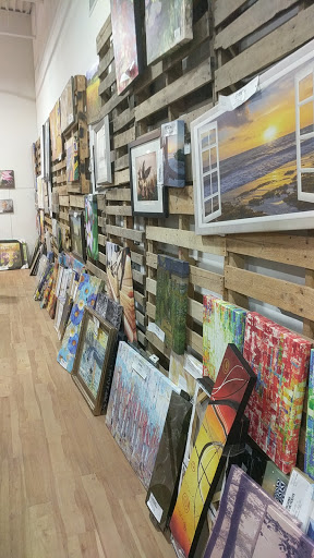 Furniture Store «Bargains and Buyouts», reviews and photos, 5150 Glencrossing Way, Cincinnati, OH 45238, USA