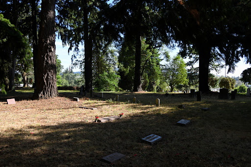 Clackamas Pioneer Cemetery