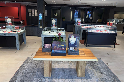 Jewelry Store «James Avery Jewelry», reviews and photos, 5315-A Farm to Market 1960 Rd W, Houston, TX 77069, USA